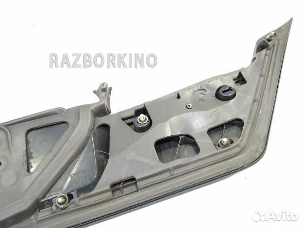 Накладка крышки багажника