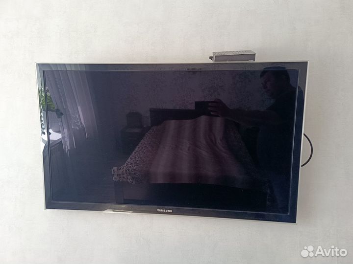 Телевизор Samsung UE40D5000PW