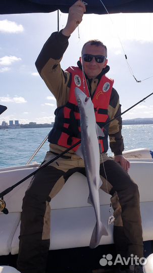 Морские прогулки. Рыбалка аренда катера в Анапе