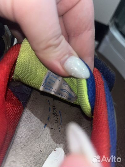 Кроссовки 35р