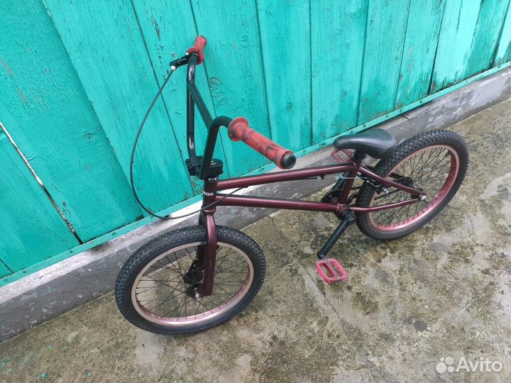 Трюковой велосипед bmx