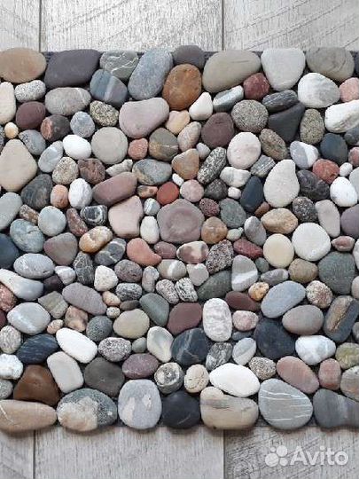 Коврик из морской гальки