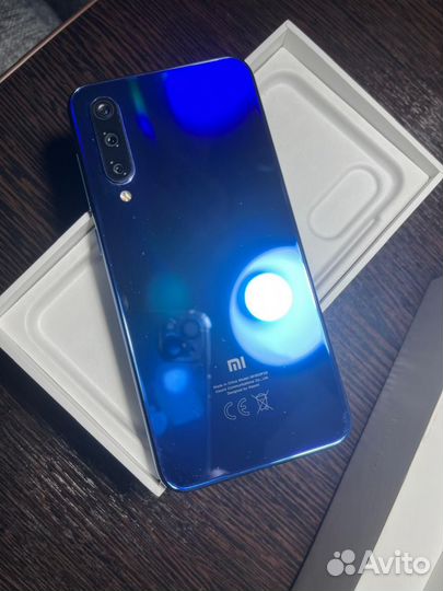 Xiaomi Mi 9 SE, 6/64 ГБ