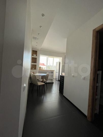 2-к. квартира, 58 м², 8/9 эт.