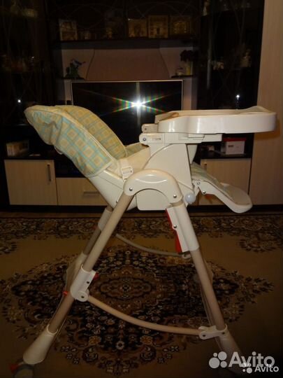Стульчик для кормления