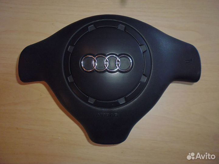 Подушка безопасности AIR BAG в руль Audi A3 8L1
