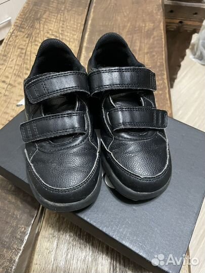 Кроссовки adidas 27