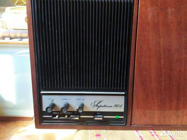 Радиола Каравелла,для пластинок