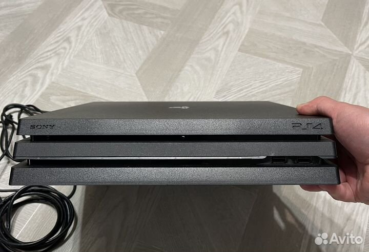 Sony PS4 Pro 1tb