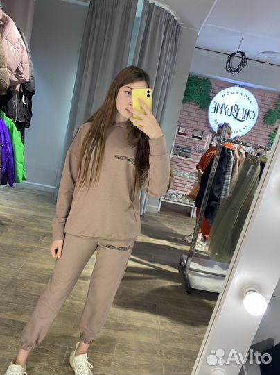 Костюм спортивный