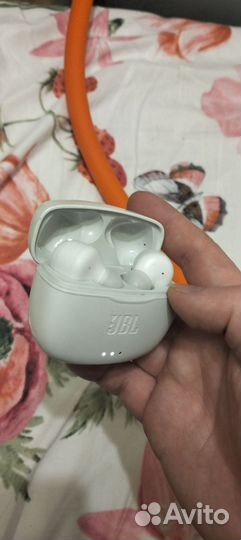 Беспроводные наушники jbl tune 215 tws