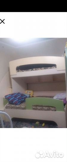 Кровать двухъярусная