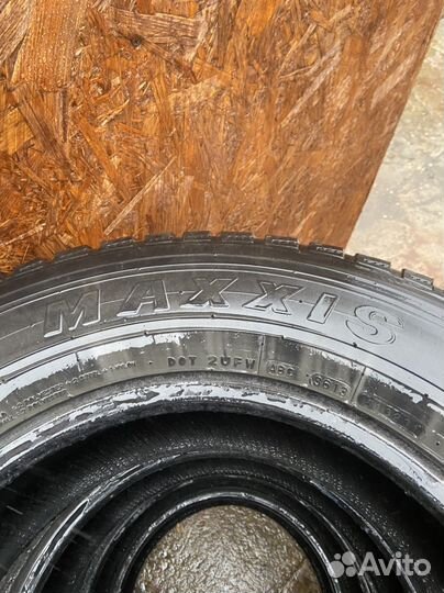 Maxxis ArcticTrekker NS3 265/65 R17
