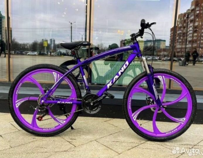 Велосипед на литых дисках