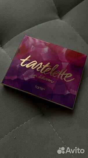 Палитра теней tarte