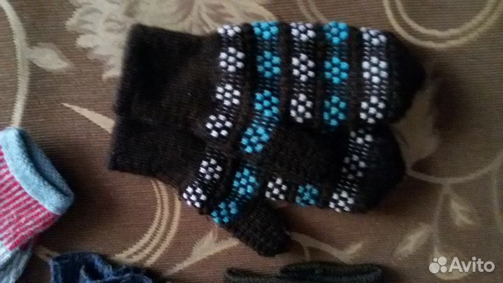 Варежки 4 пары на 5-8 лет