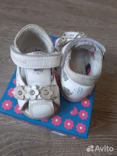 Босоножки для девочки б/у 17р