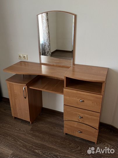 Трюмо трельяж с зеркалом