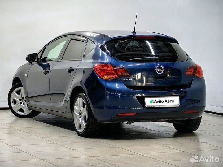 Opel Astra 1.6 AT, 2010, 112 320 км