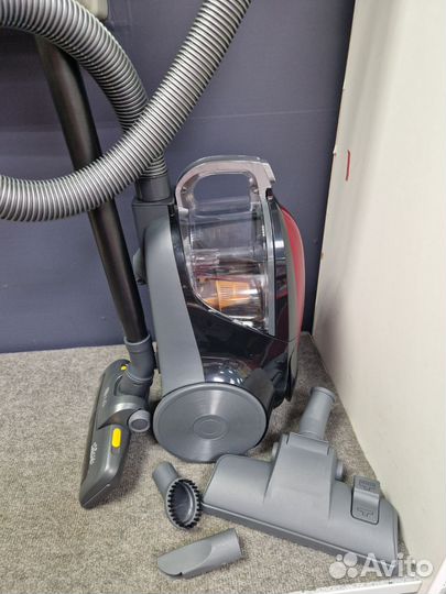 Пылесос с контейнером LG