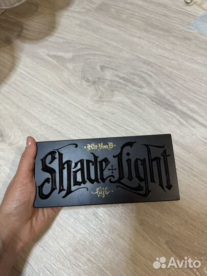Палетка теней Kat Von D - Shade + Light Glimmer