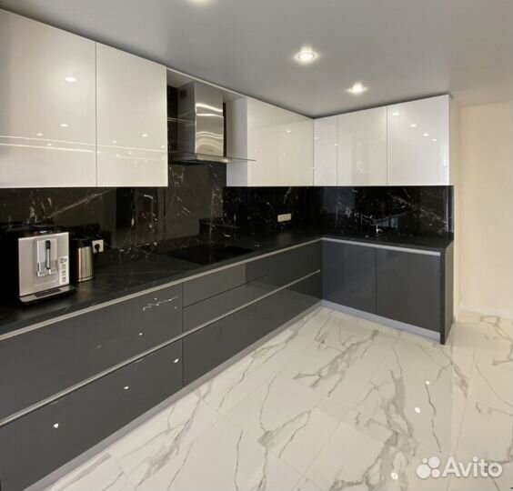 Оттенки Серого с деревом на заказ с гарантией