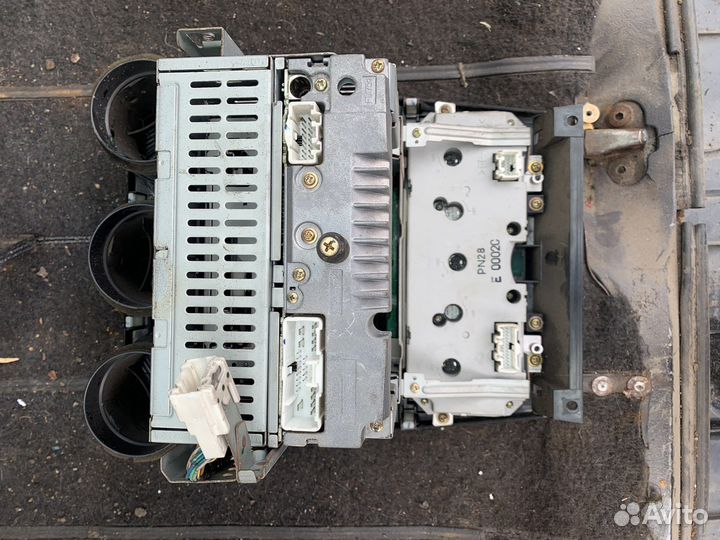 Mazda 6 gg консоль центральная