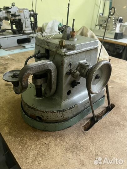 Скорняжная швейная машина