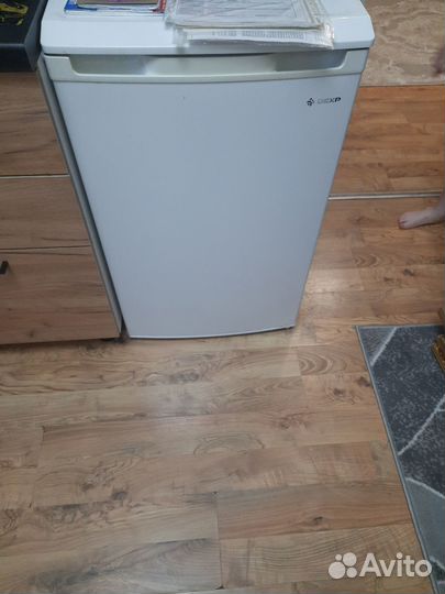 Продам морозильную камеру