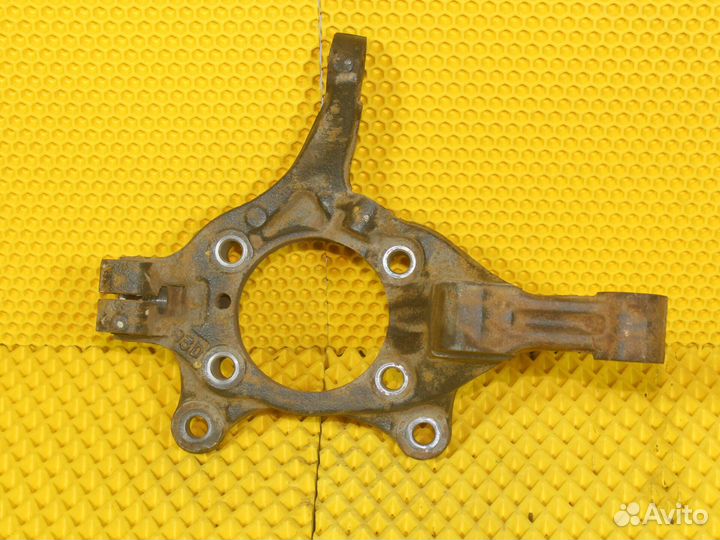 Кулак передний левый Kia Optima 4