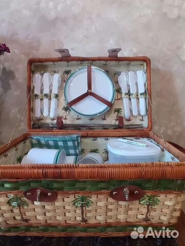 Корзина для пикника с посудой купить в Батайске | Хобби и отдых | Авито