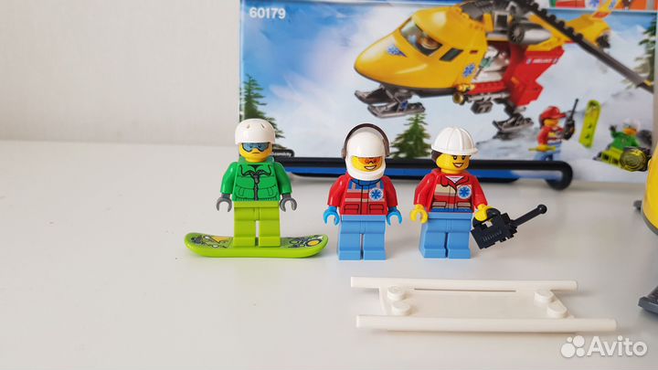 Lego 60179 Оригинал Вертолёт скорой помощи 190дет