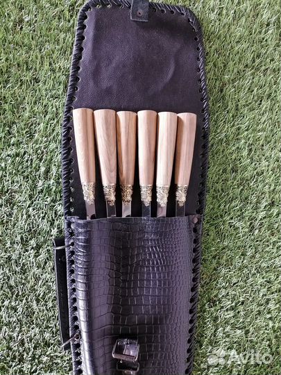 Набор шампуров в кожаном чехле черный с ножом