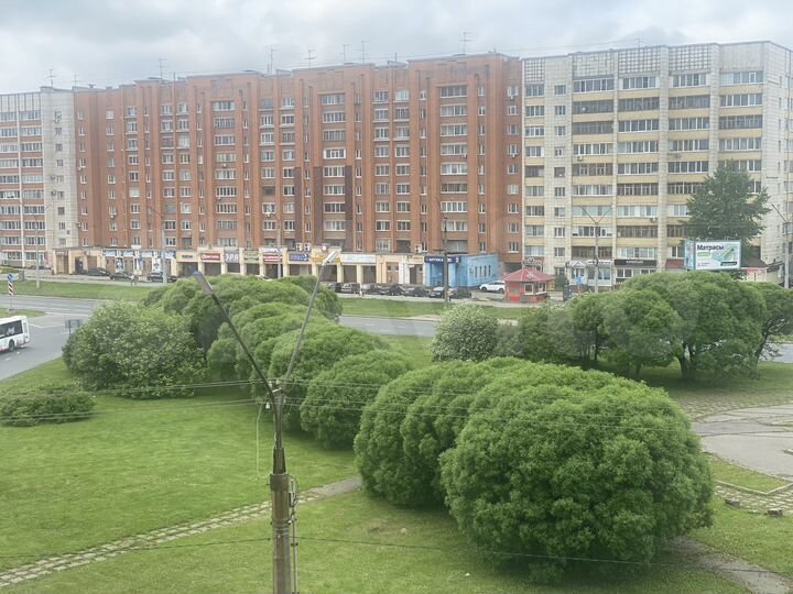 2-к. квартира, 76,6 м², 6/10 эт.