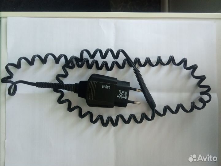 Зарядное устройство для бритвы Braun