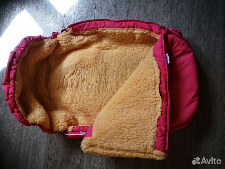 Зимний конверт детский из натуральной шерсти