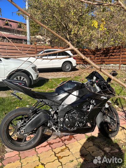 Kawasaki Ninja ZX10R