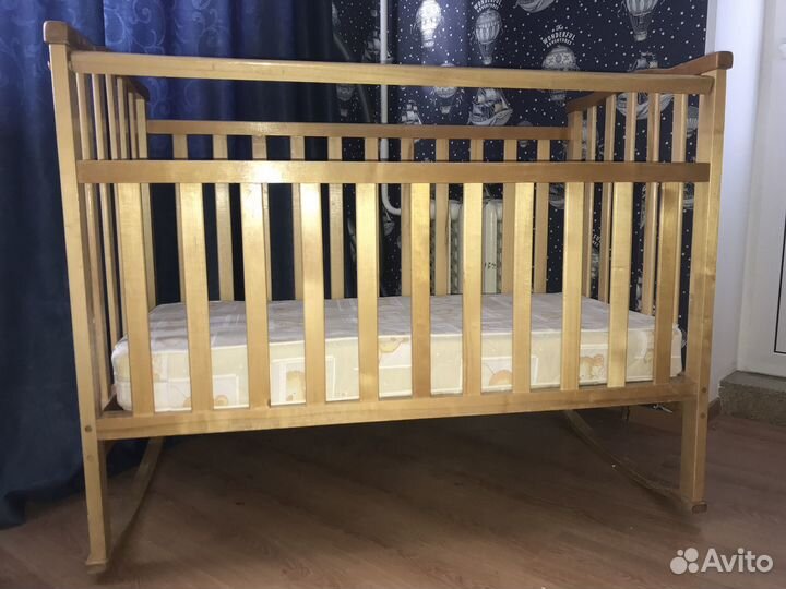 Кроватка детская