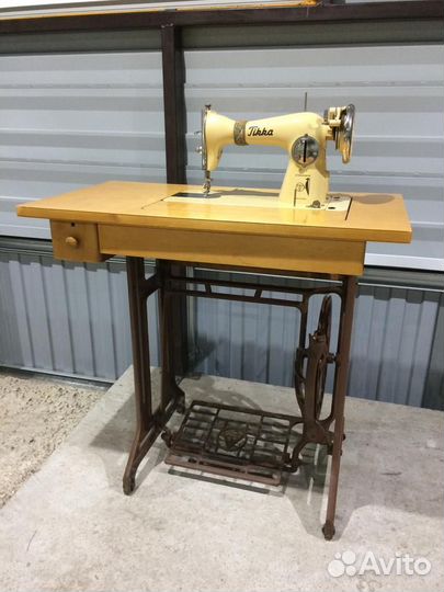 Швейная машинка