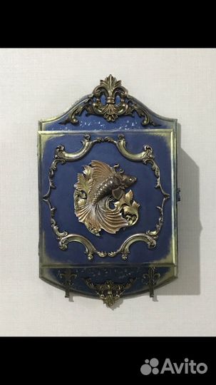 Ключница настенная