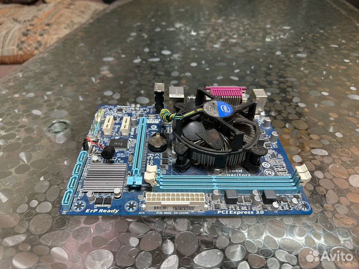 Материнская плата с процессором