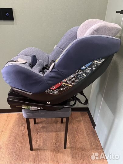 Автокресло Maxi-Cosi MiloFix 0-18 кг (0+/1)