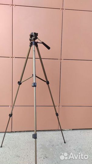 Штатив для камеры