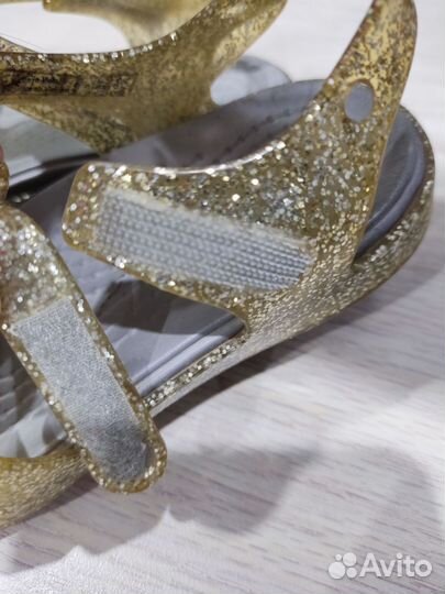 Сандалии crocs