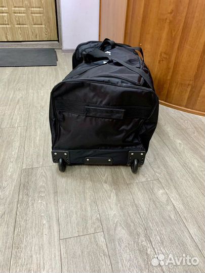 Баул для хоккейной формы на колесах INT 34