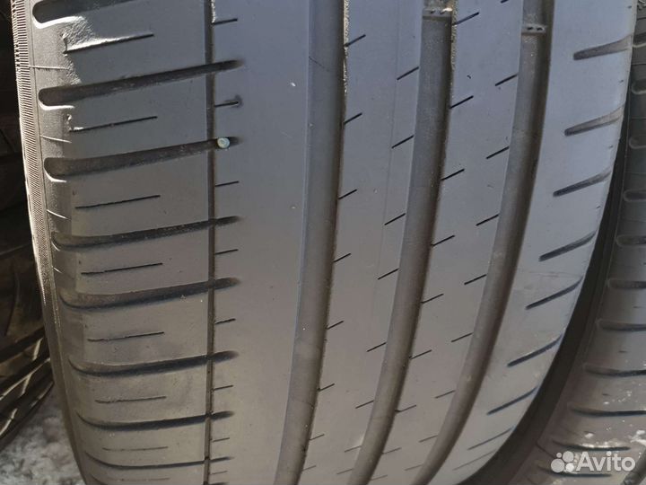 Michelin Pilot Sport 3 245/45 R19 102Y