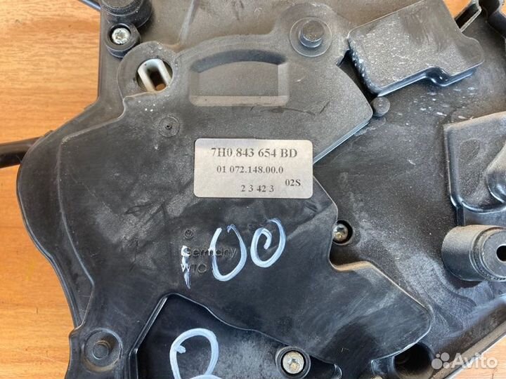 Замок сдвижной двери Vw Transporter T5 AXD 2004