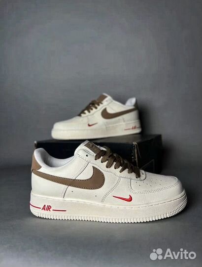 Nike Air Force 1