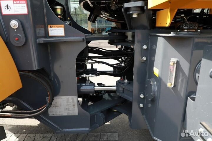 Фронтальный погрузчик XCMG XC948, 2024