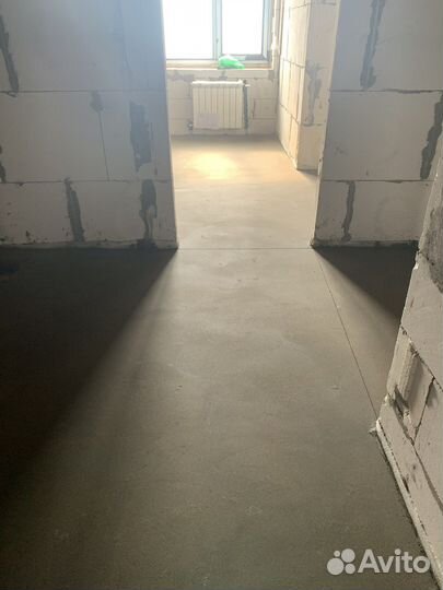 Механизированная полусухая стяжка пола за 1 день